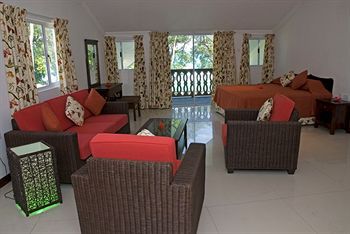 Augerine Guest House Beau Vallon  Buitenkant foto